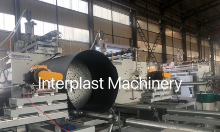 Spiral PU foaming pipe jacket extrusion machine commissioning before shipment